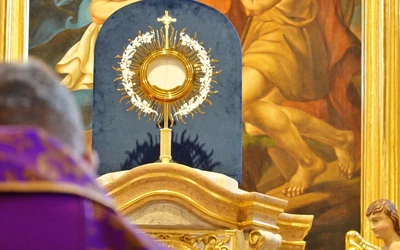 Rozpoczęcie dziennej adoracji Najświętszego Sakramentu w Brennej