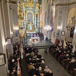 Między ołtarzem a Solidarnością