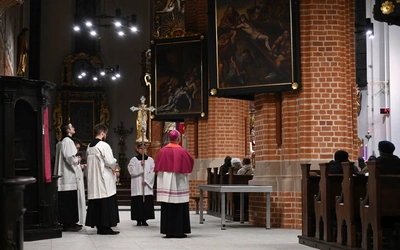 Dzień modlitwy i solidarności ze skrzywdzonymi