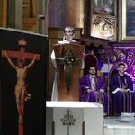 Katedra św. Mikołaja w Bielsku-Białej. Modlitwa za osoby skrzywdzone wykorzystaniem seksualnym