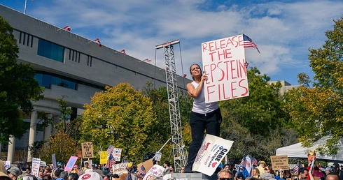 USA: jest ugoda ws. maksymalnie 35 mln dolarów dla ofiar Epsteina