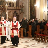 W katedrze radomskiej modlono się za osoby skrzywdzone 