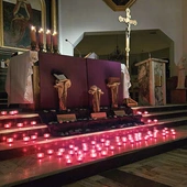 Przytulić się do krzyża