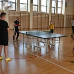 Górale, którzy grają w tenisa stołowego