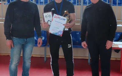 Górale, którzy grają w tenisa stołowego