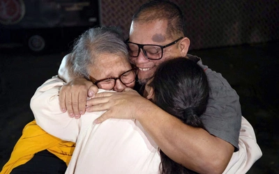 Lewis Jose Mendoza po owulnieni z więienia spotyka się z matką i żoną