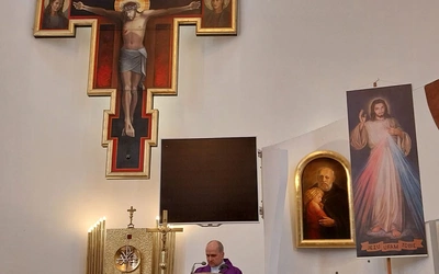 Oczy zwrócone na Miłosiernego