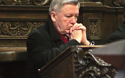 Z kapłanami na modlitwie trwali wszyscy wrocławscy biskupi.