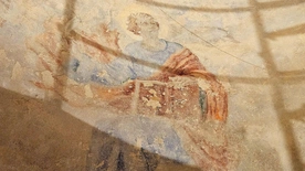 Jeden z odkrytych fresków.