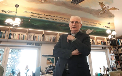 Ks. prof. Jerzy Szymik: W sytuacji konfliktu Bóg – nowoczesność kogo/ co wybieram? Boga czy nowoczesność? To rozstrzygające 