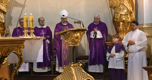 W Prudniku uczczono 10. rocznicę śmierci o. Jana Góry