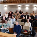 Kurs dla przyszłych nadzwyczajnych szafarzy Komunii Świętej