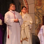 Pomogą rozdawać Komunię Świętą