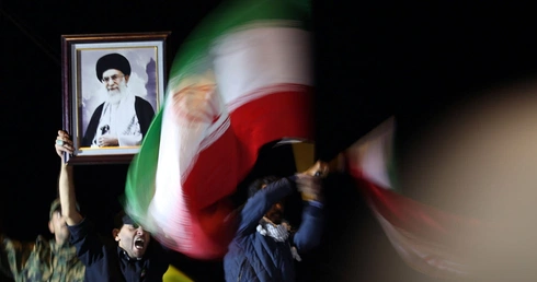 Izrael i USA zaatakowały Iran; Teheran odpowiedział, Chamenei prawdopodobnie nie żyje