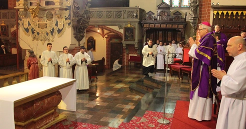 Akolitat - etap formacji