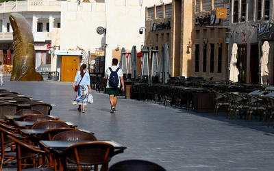 Opustoszałe ulice w stolicy Kataru, Dosze