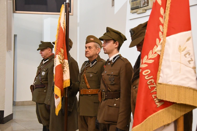 Tablicy ku czci żołnierzy 11 Grupy Operacyjnej NSZ