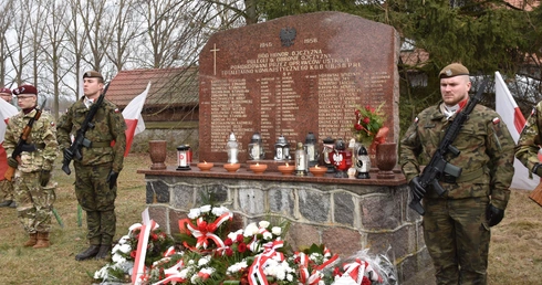 Zielona Ciechanowska. Spotkała ich "podwójna" śmierć