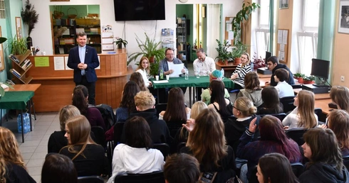 Debata walentykowa KSM tym razem o pragnieniach kobiet i męskich lękach