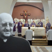 – Kościół nie wyrasta ze święceń kapłańskich, ale z chrztu świętego. I to jest piękna, ciągle aktualna koncepcja Franciszka Blachnickiego na Kościół, na oazę, na wspólnoty młodzieżowe – mówił abp Andrzej Przybylski.