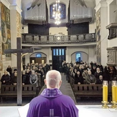 Kościół akademicki KUL był jednym z miejsc modlitwy na trasie pielgrzymów.