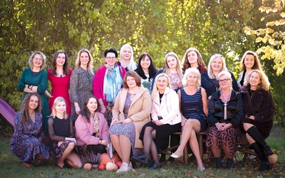 Dzielne Niewiasty koncentrują się na ciele i duszy. Podkreślają, że każda kobieta jest szczególna, wyjątkowa  i niepowtarzalna, a Boża miłość do niej jest niezrównana, niezachwiana  i nieustająca.