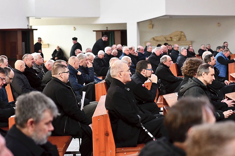 Takie wydarzenia organizowane są systematycznie dwa razy w roku – pod koniec wakacji letnich i w okresie zimowym.