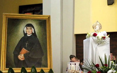 Relikwie Apostołki Bożego Miłosierdzia w niedzielę 22 lutego powitano u św. Franciszka w Ciechanowie.