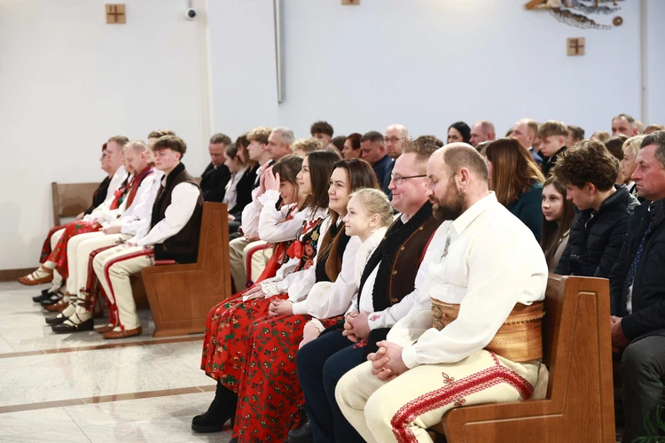 Bierzmowanie w Woli Piskulinej