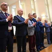 Nie kolejni funkcyjni