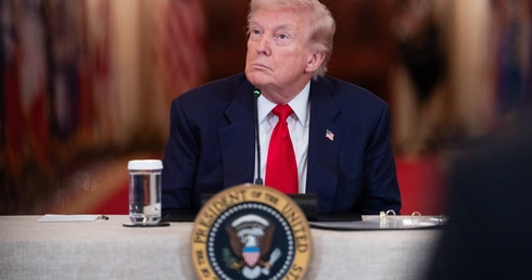 Trump: to siły Iranu zbombardowały szkołę