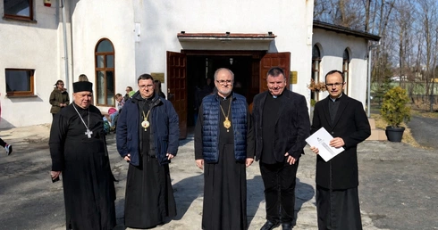 Archidiecezja. Nabożeństwo sprawowane wspólnie przez duchownych katolickich i greckokatolickich