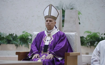 Papież wyraża ból z powodu wszystkich ofiar na Bliskim Wschodzie