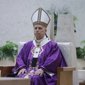 Papież wyraża ból z powodu wszystkich ofiar na Bliskim Wschodzie