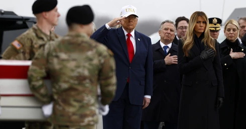 Trump rozmawiał z Putinem o wojnie z Iranem; USA i Teheran grożą eskalacją ataków 