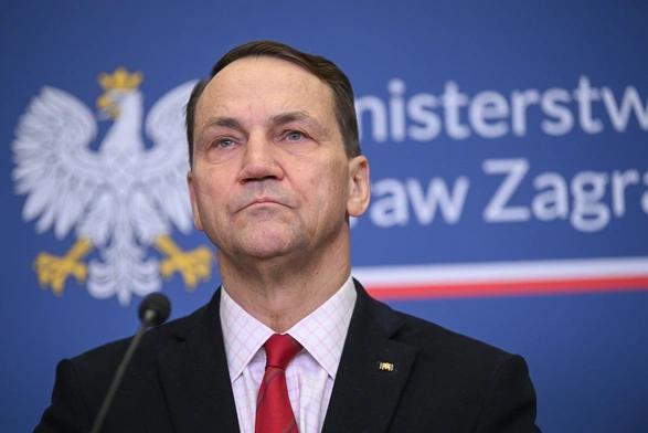 Szef MSZ za możliwością opłat za powrót rządowymi samolotami z miejsc objętych wcześniej ostrzeżeniami