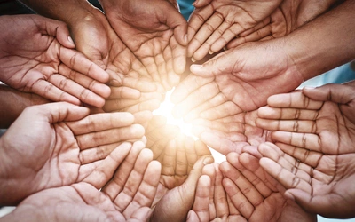 Jałmużna – najlepsza transakcja. Dlaczego wymaga odwagi?