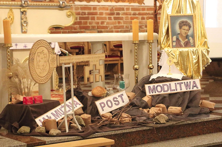 W Wielkim Poście atmosfera wydarzenia jest naturalnie bardziej refleksyjna.