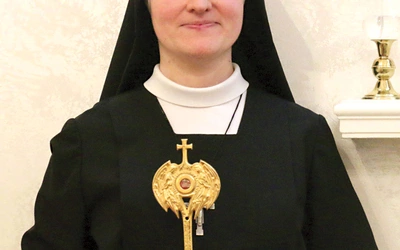 S. Agnieszka z relikwiami  bł. Bolesławy.