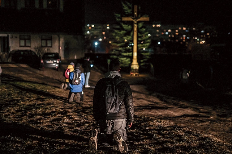 Szczegółowe informacje o trasach, miejscach rozpoczęcia i zapisach znajdują się na stronie organizatorów: www.edk.org.pl.