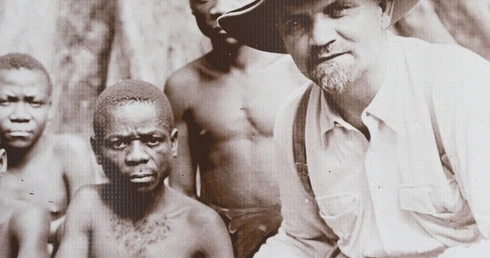 Sześć wypraw badawczych o. Paula Schebesty, werbisty z Pietrowic Wielkich