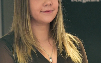 – Konkurs podzielony był na trzy kategorie wiekowe: klasy 5–6, klasy 7–8 szkoły podstawowej oraz szkoły ponadpodstawowe – informuje pani Karolina.