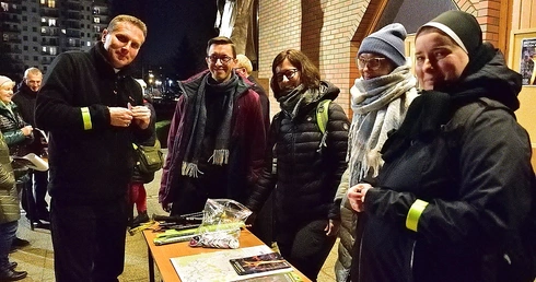 Kilometry w ciszy - nocna Droga Krzyżowa ulicami Przymorza, Oliwy i Sopotu