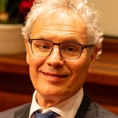 Noblista prof. Victor Ambros niedługo będzie formalnie Polakiem