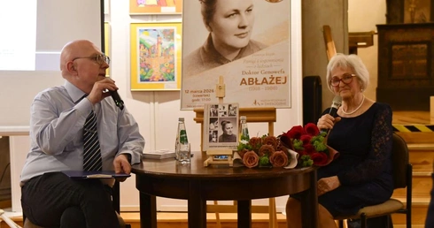 Promocja książki o dr Genowefie Abłażej w Świebodzinie