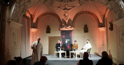 Debata jubileuszowa u dominikanów. Czym jest prawda? Po co jej szukać?
