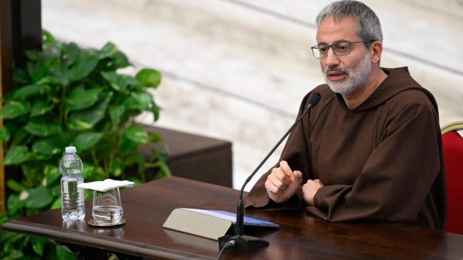 Katecheza o. Pasoliniego: łaska i odpowiedzialność komunii braterskiej