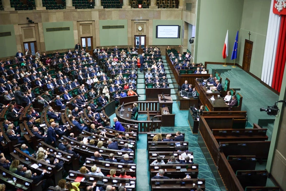 Sejm uchwalił ustawę likwidującą Centralne Biuro Antykorupcyjne