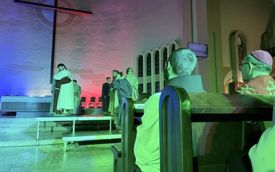 Abp Przybylski: Rozważaj mękę Jezusa szczególnie wtedy, kiedy czujesz, że boisz się samotności