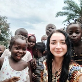 Afrykańczycy nie potrafią wyjść z kościoła smutni